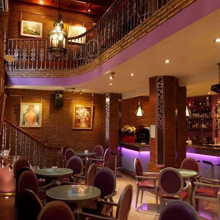 Palacio De Onate グアディクス