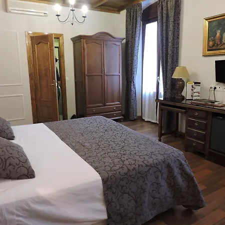 Palacio De Onate Hotel